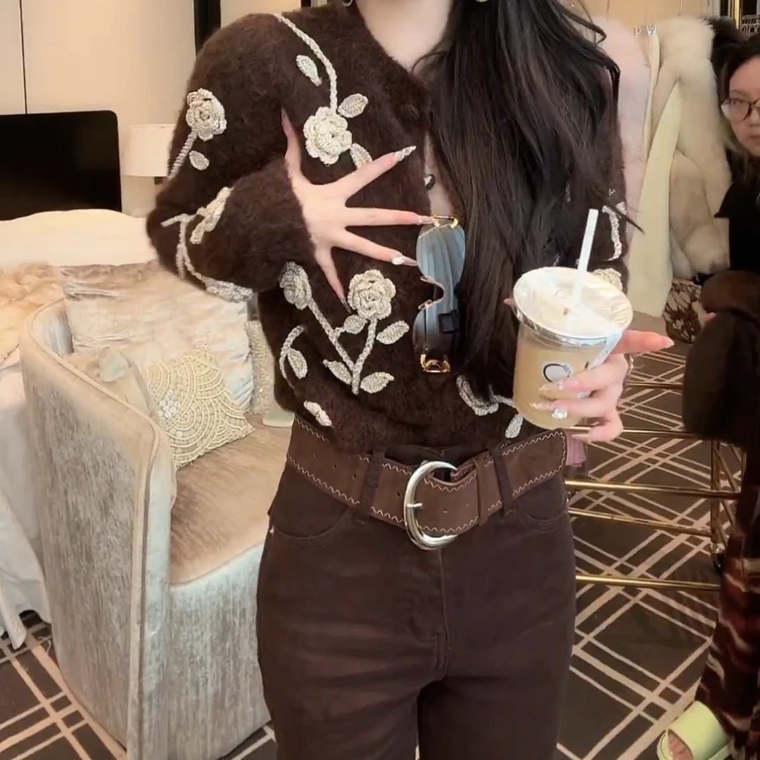 【痴情梦】高级感时尚气质设计感浪漫风绣花秋冬网红外套insC6491