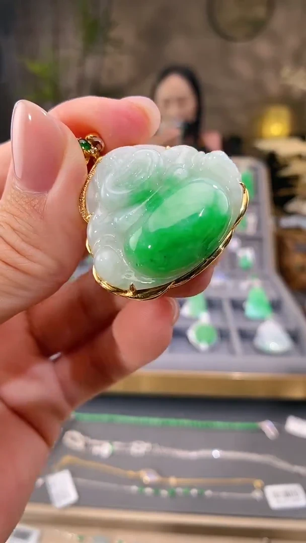吊坠(不含链)18K金镶嵌翡翠佛公