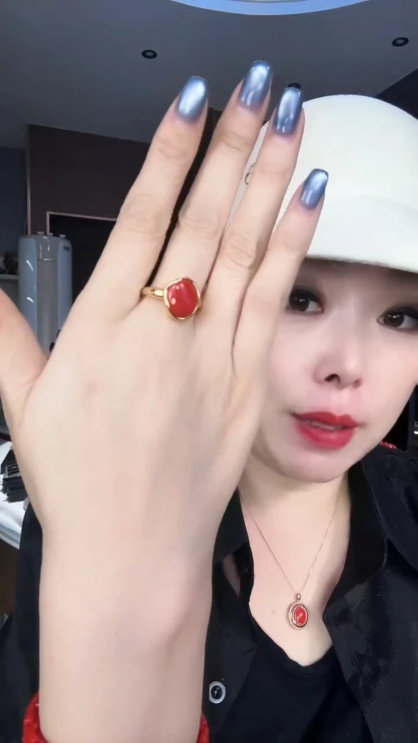 简单时尚百搭 戒指