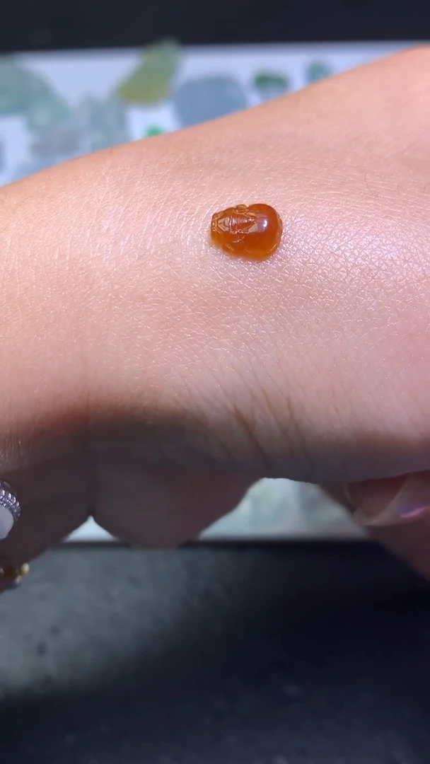 未镶嵌定制翡翠毛货