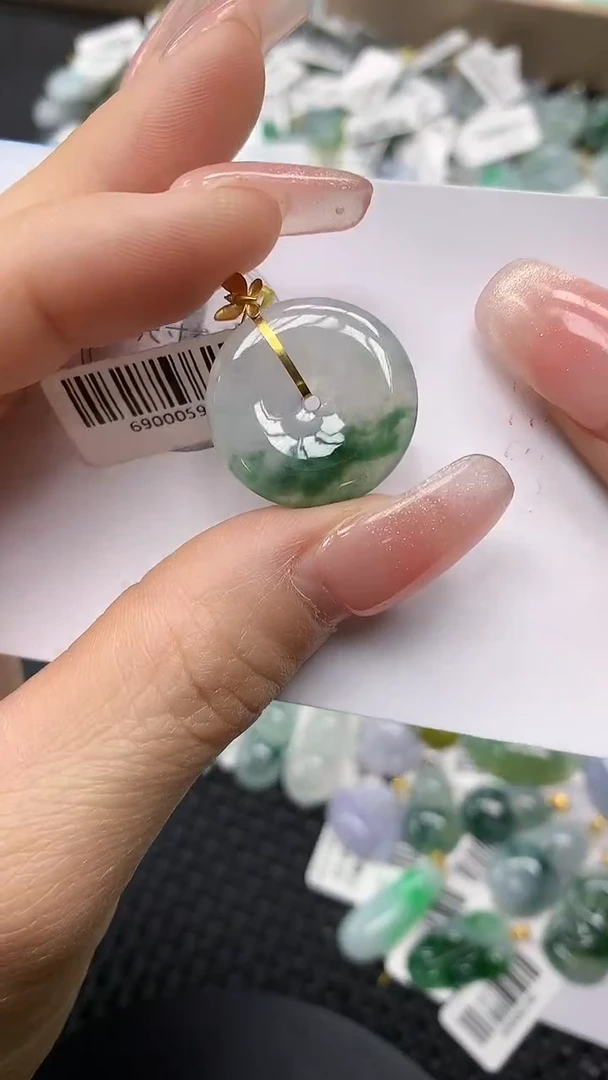 颈饰18K金镶嵌翡翠a货支持复检百元以上9元证书费自理