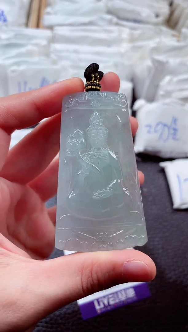 翡翠未镶嵌颈饰00000210素衣观音