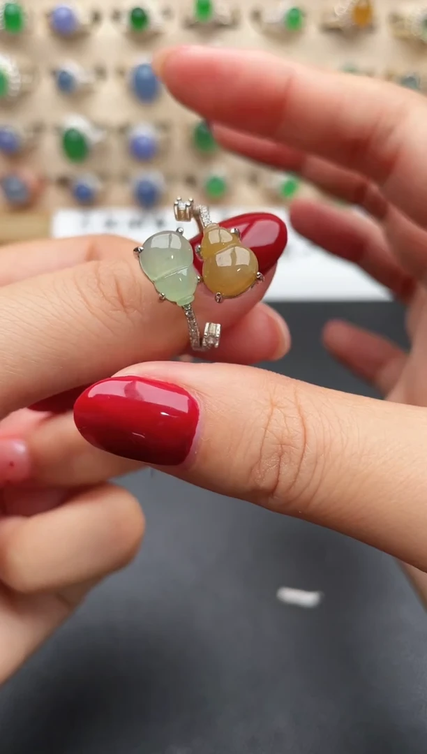 银S925镶嵌戒指翡翠一物一证一礼盒