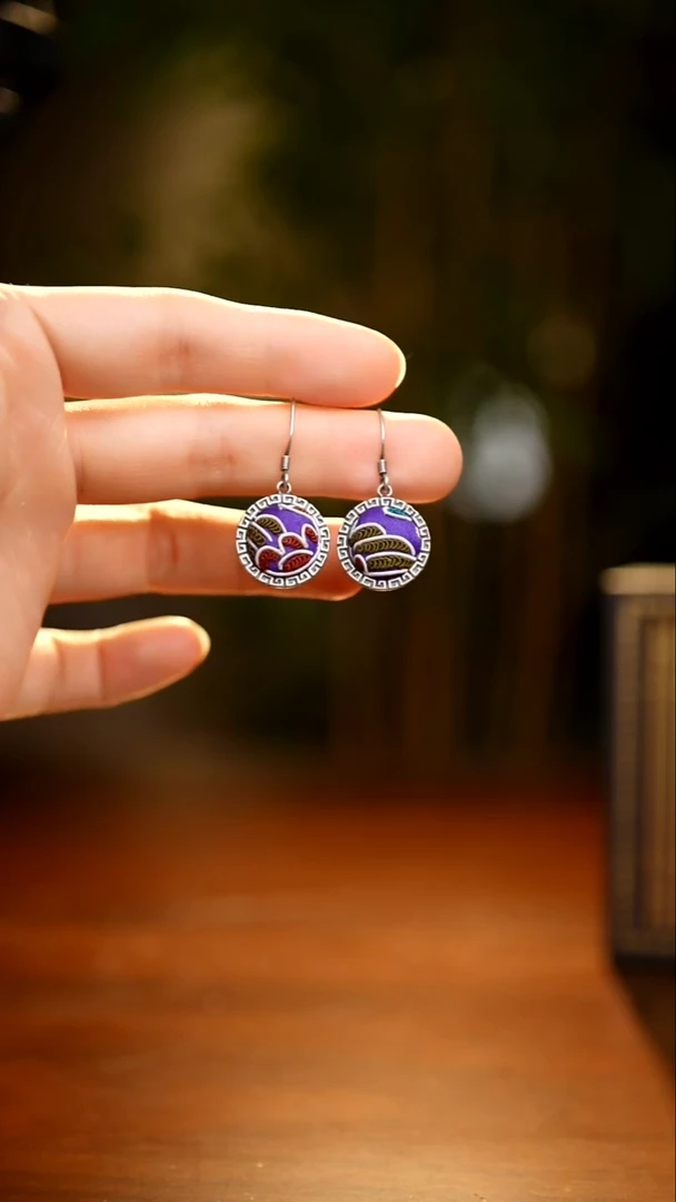 刺绣私人定制苗族手工A271