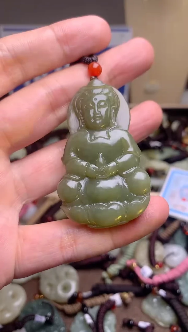 颈饰未镶嵌和田玉1