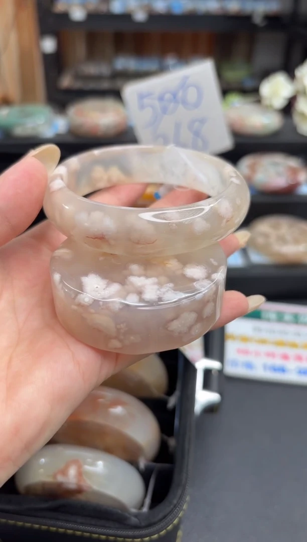 未镶嵌手镯石英质玉A299(60圈赠送镯心)