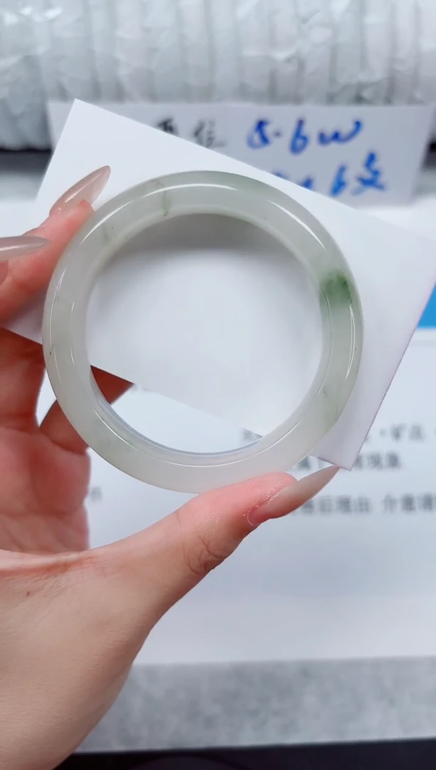 未镶嵌手镯石英质玉235-51