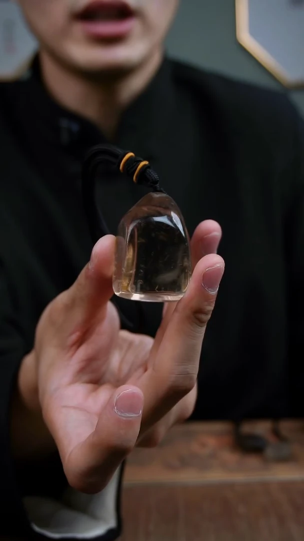 吊坠(赠链)未镶嵌水晶水晶