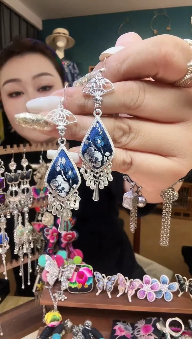 刺绣纯手工民族风刺绣耳环