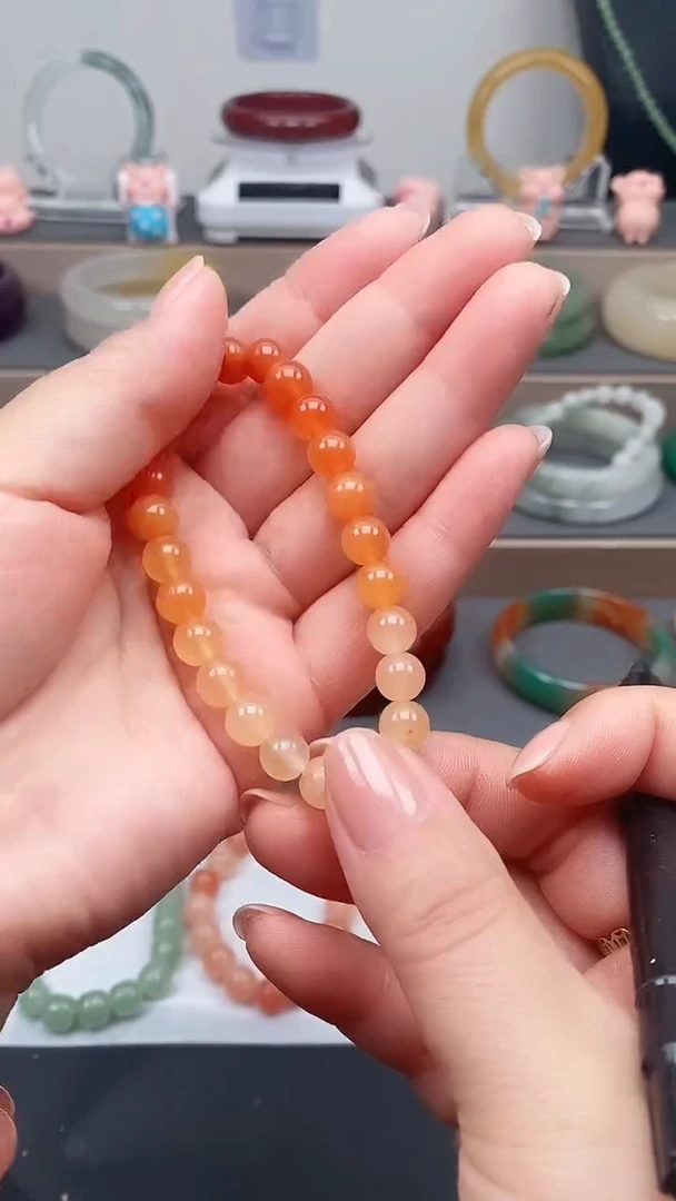 石英质玉手镯未镶嵌手链