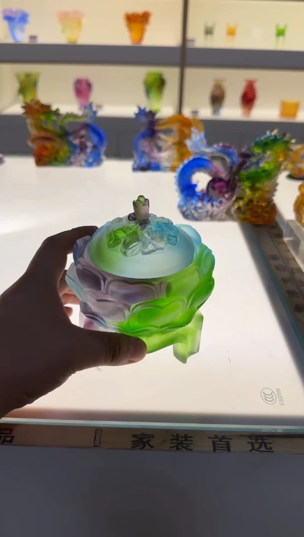 手工艺品琉璃莲花香炉