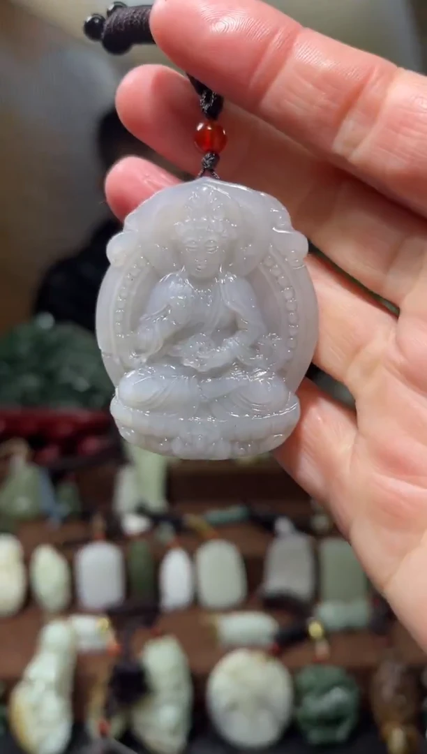 颈饰未镶嵌和田玉.