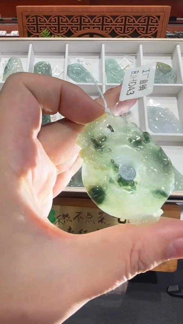 未镶嵌挂件翡翠A货翡翠多样性孤品