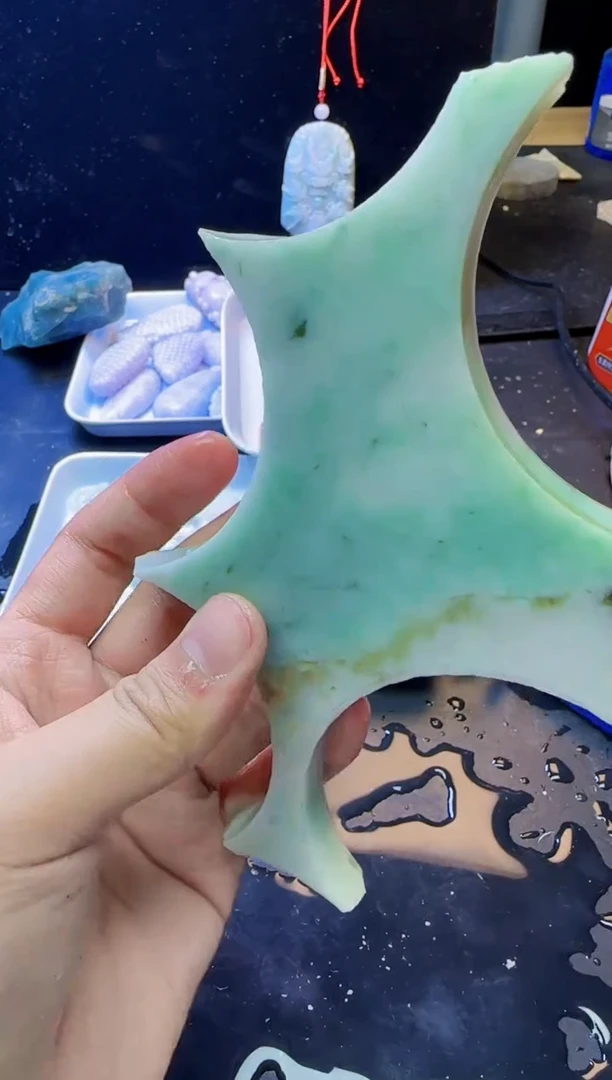 颈饰未镶嵌翡翠阿*023天然A货翡翠