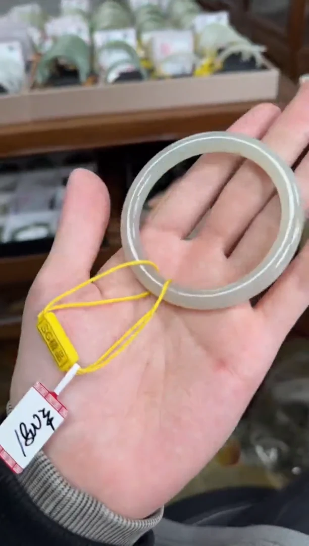 未镶嵌手镯和田玉55