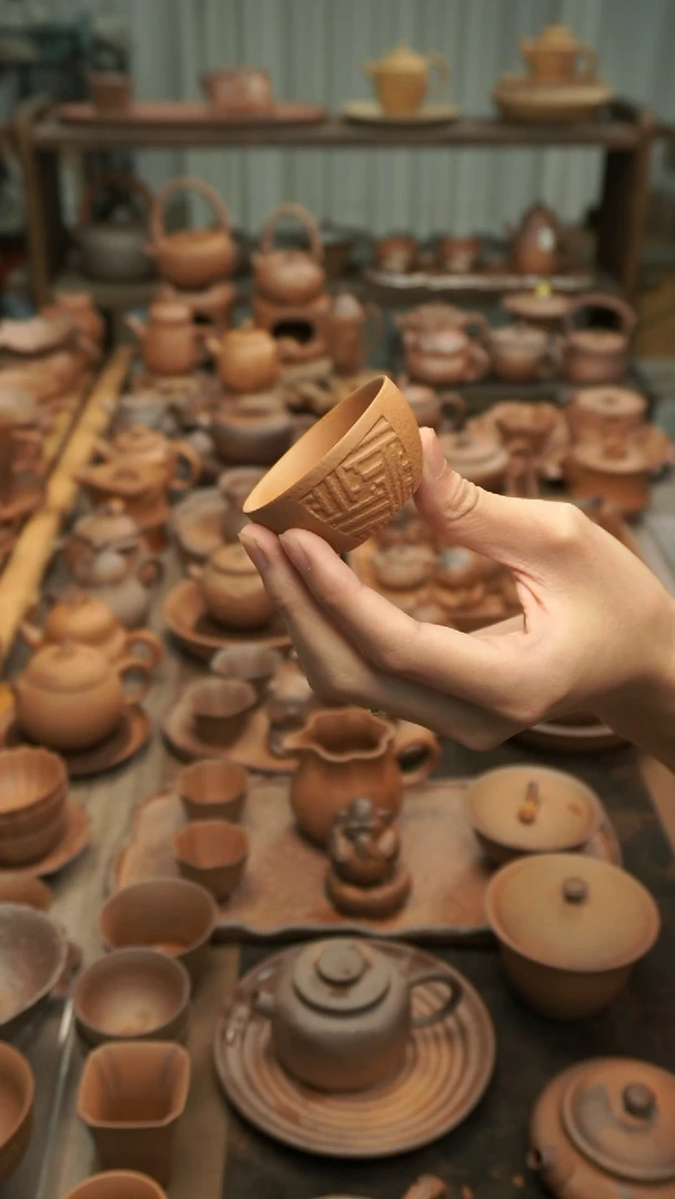 原矿老岩泥精工   回纹小普洱杯