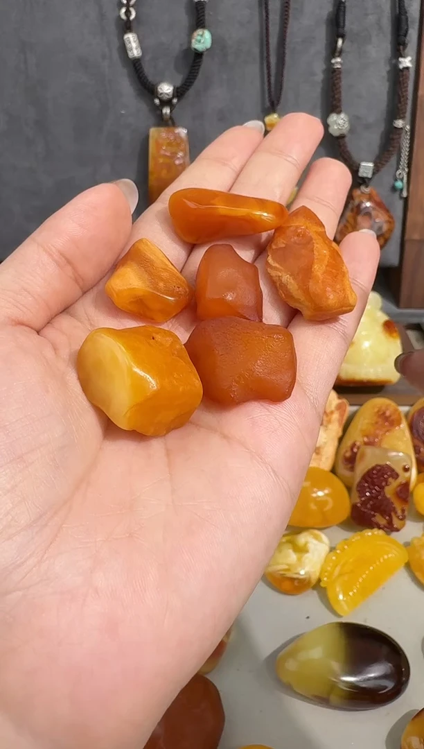 未镶嵌琥珀裸石随机多样性 单发一个
