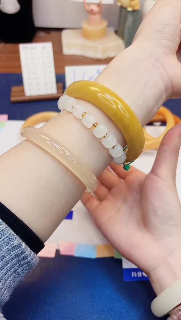 【闪购商品】石英质玉手镯未镶嵌424-财气镯-圈口65