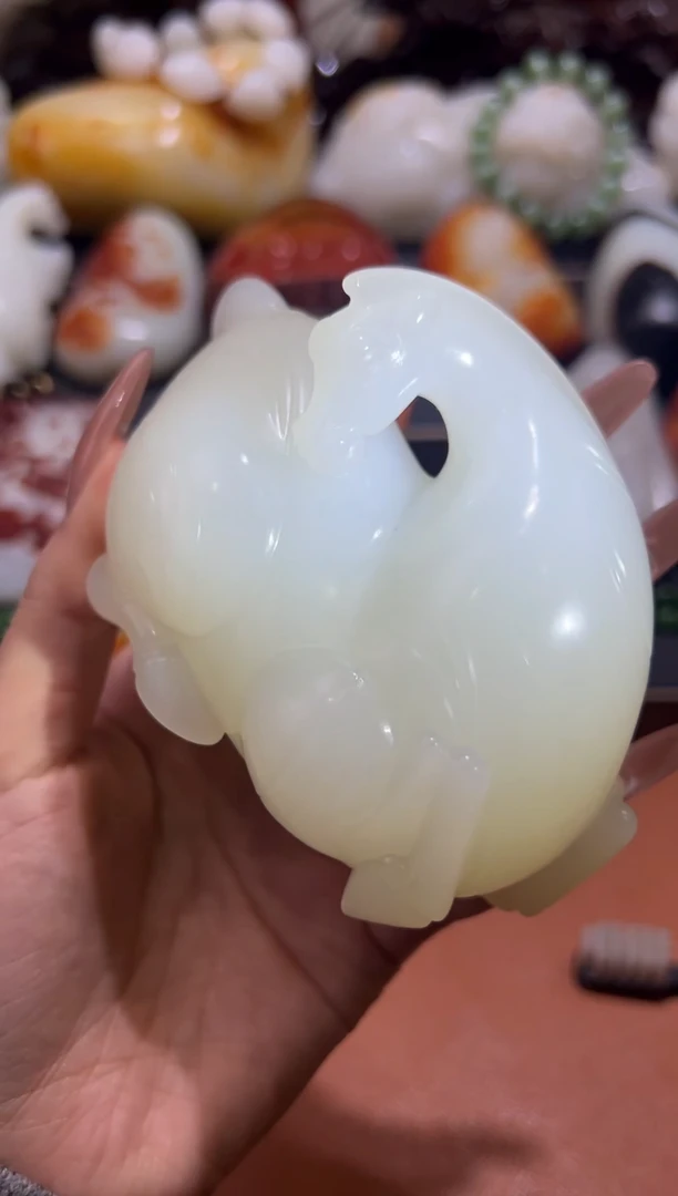 未镶嵌和田玉把件繁*和田玉