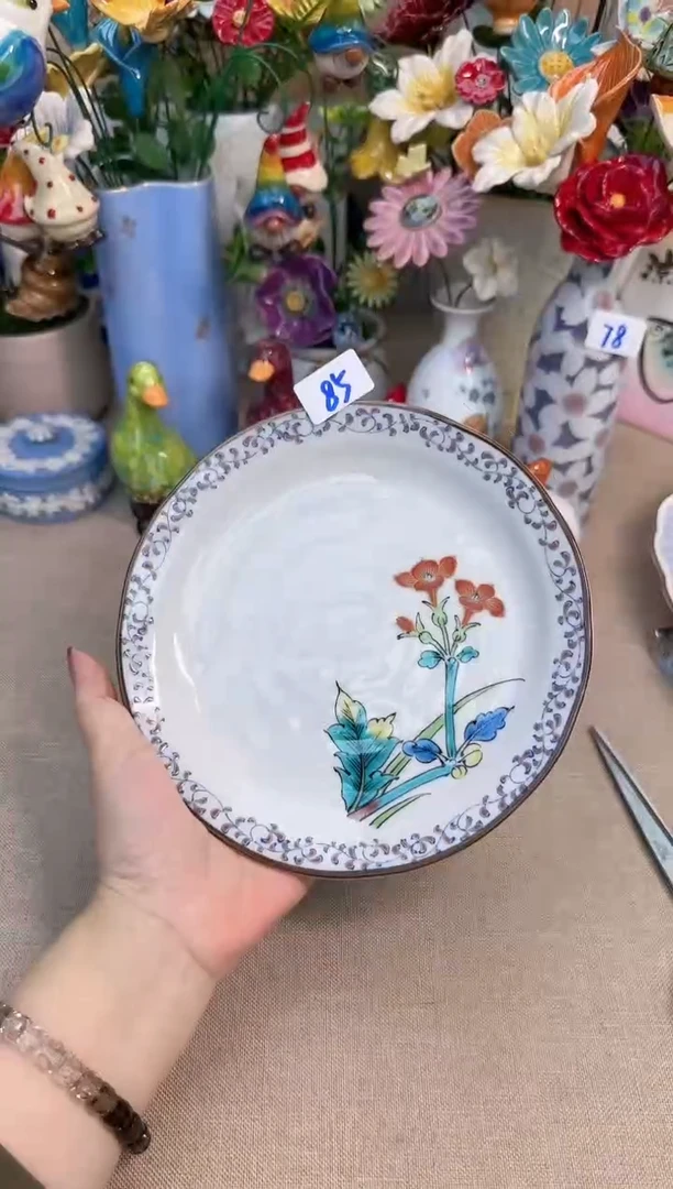 瓷片泡泡家的瓷器很好看呀
