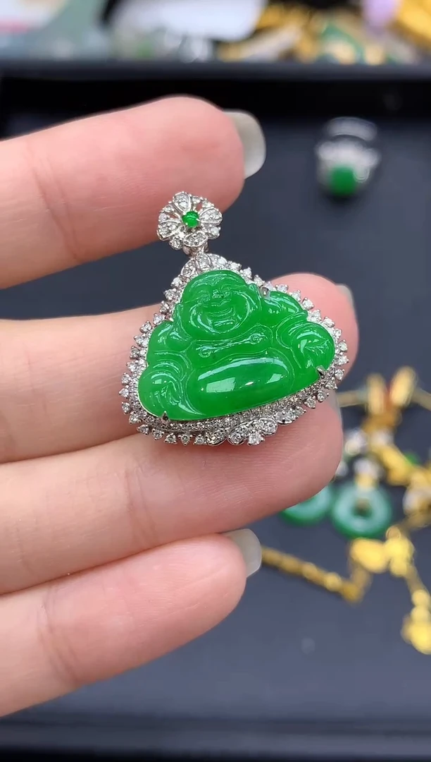 颈饰18K金镶嵌翡翠807-中国好珍宝