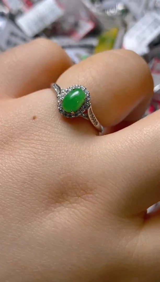 银S925镶嵌戒指翡翠百内无证书