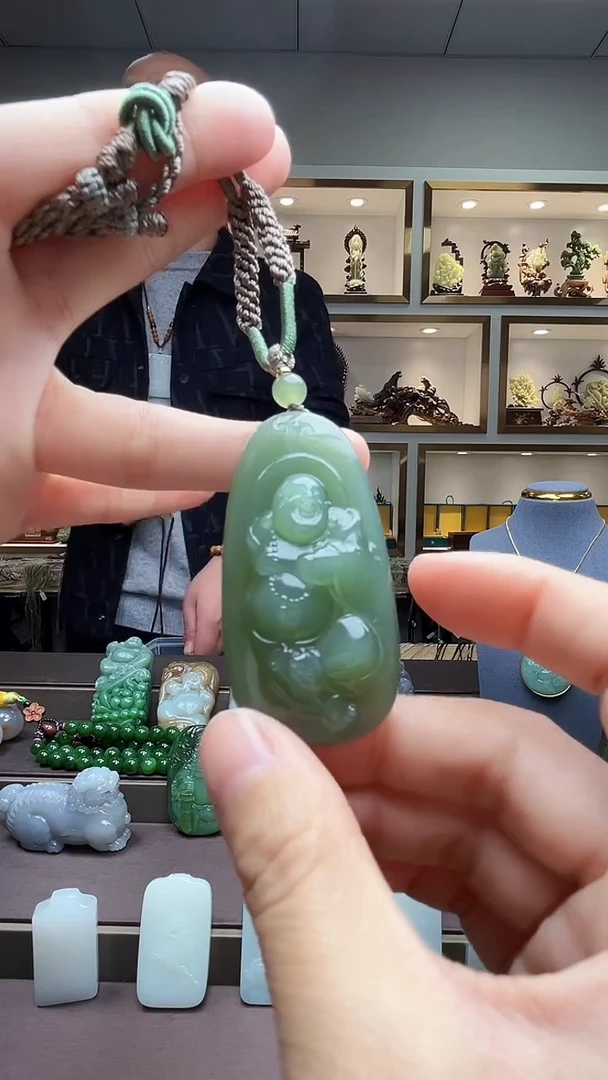 【闪购商品】和田玉颈饰未镶嵌苏