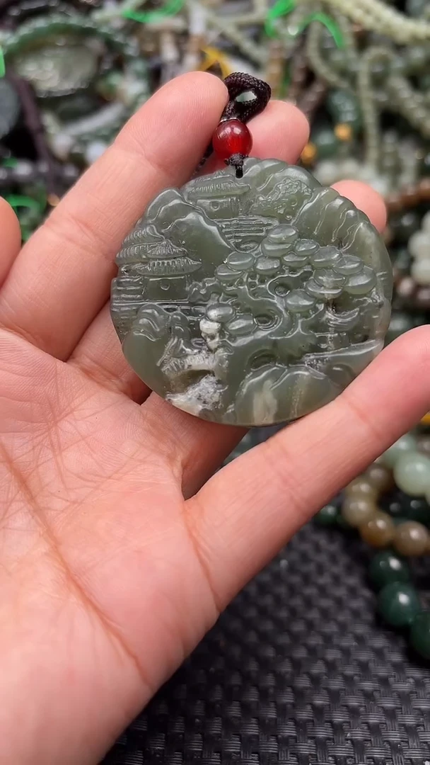 颈饰未镶嵌和田玉1