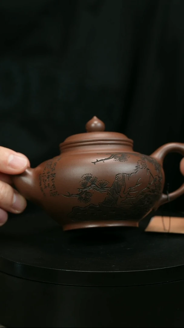 茶壶紫砂用****1H1456赵信军刻绘笑樱