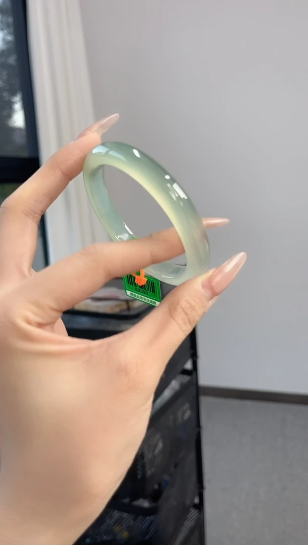 【闪购商品】玛瑙/玉髓手镯未镶嵌55-56圈