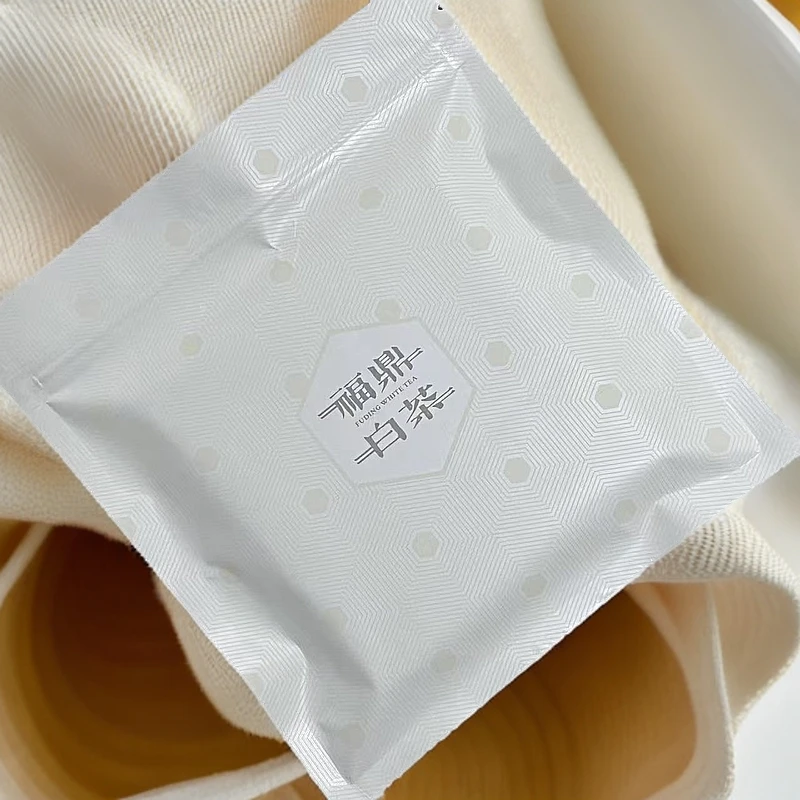 懂茶帝-云中管阳2009年雪片冬茶（寿眉）100g/砖