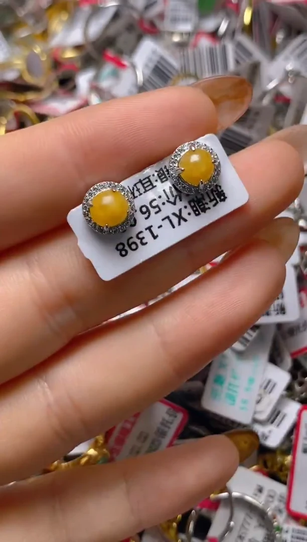 银S925镶嵌戒指翡翠百内无证书