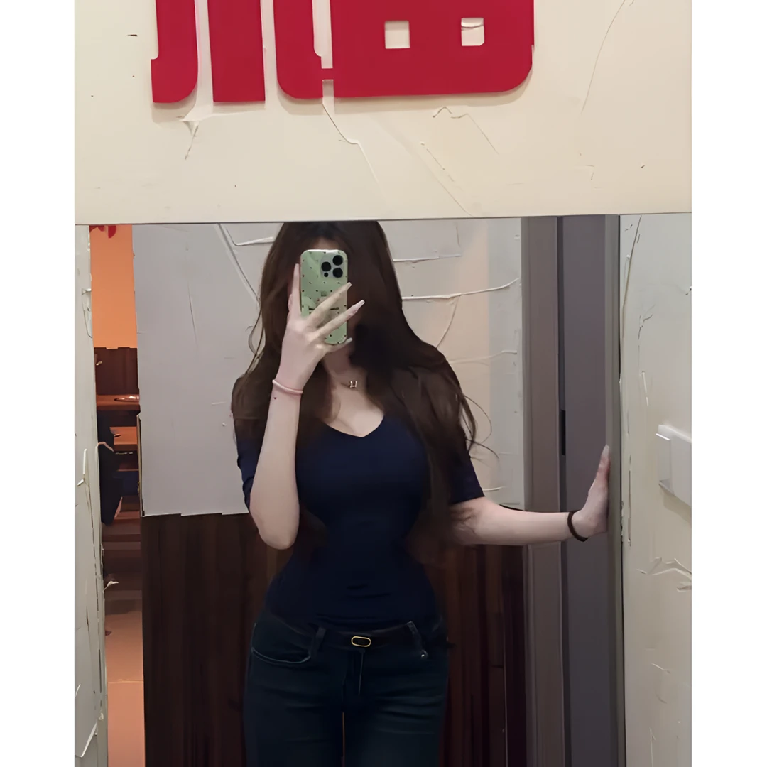 纯欲性感辣妹简约夏季V领新款弹力显瘦五分袖修身收腰百搭女上衣T