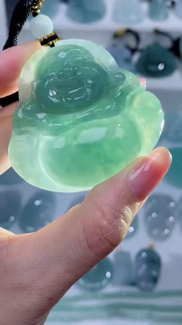 翡翠未镶嵌颈饰吊坠