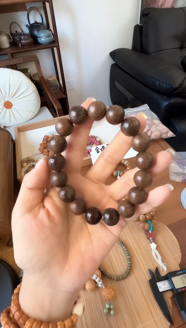 紫金鼠高端手串不退不换