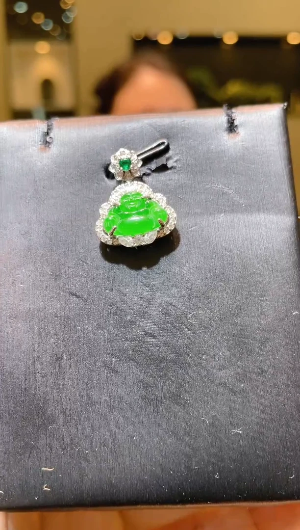 【闪购商品】翡翠吊坠(不含链)未镶嵌A3