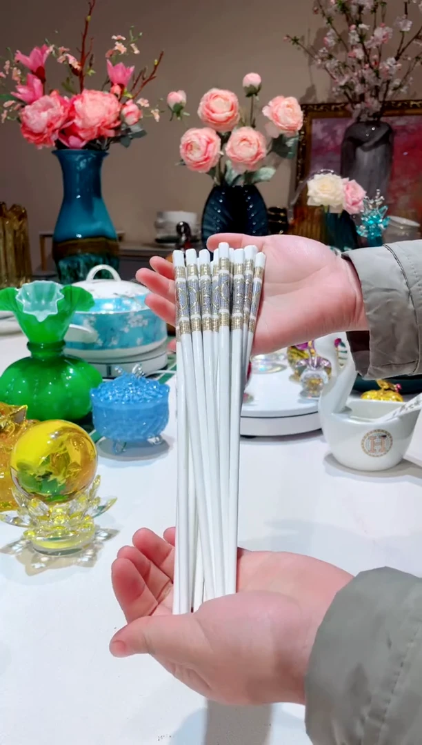 【闪购商品】琉璃手工艺品   金色  骨瓷筷子