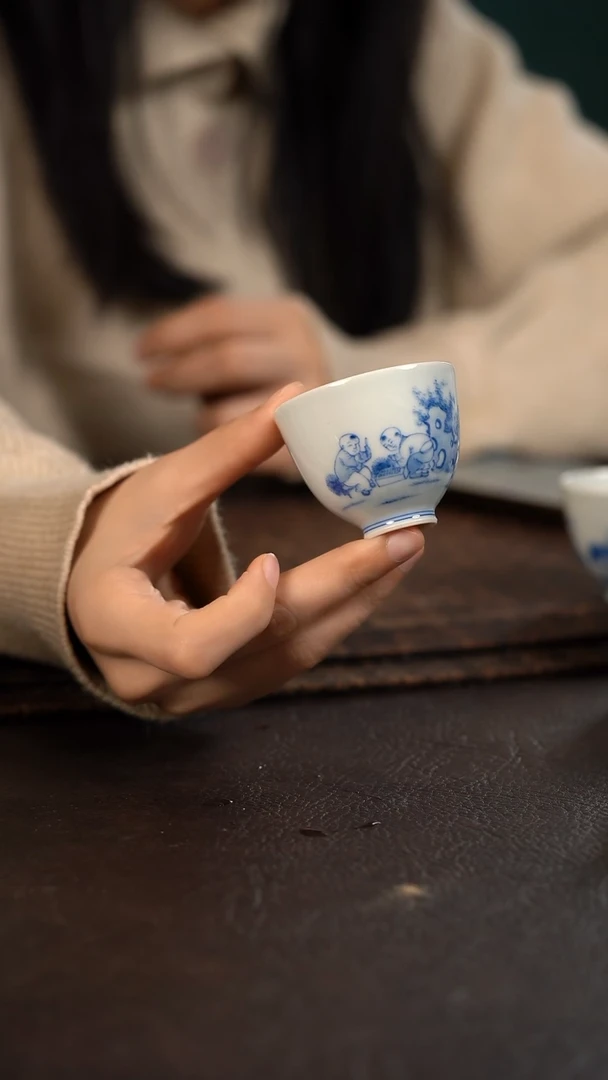 【闪购商品】杯聚澜堂童子下棋小直口杯