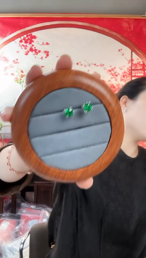 主播定制链接 绿色牛头耳钉