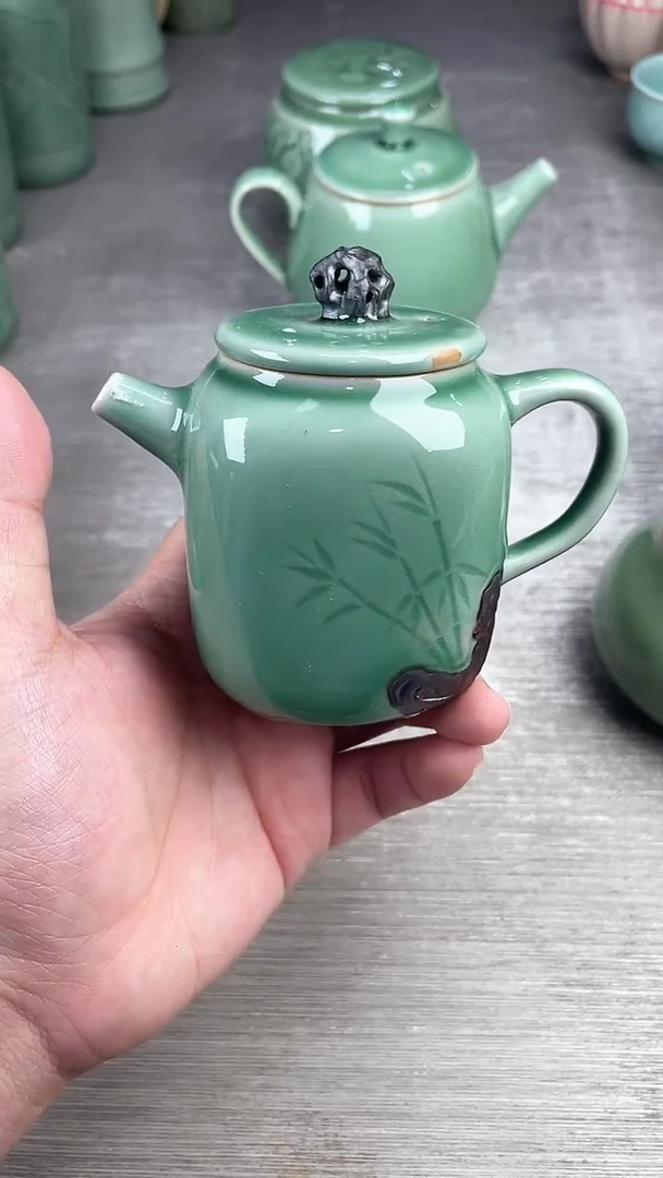 青瓷仓储清仓福利微暇