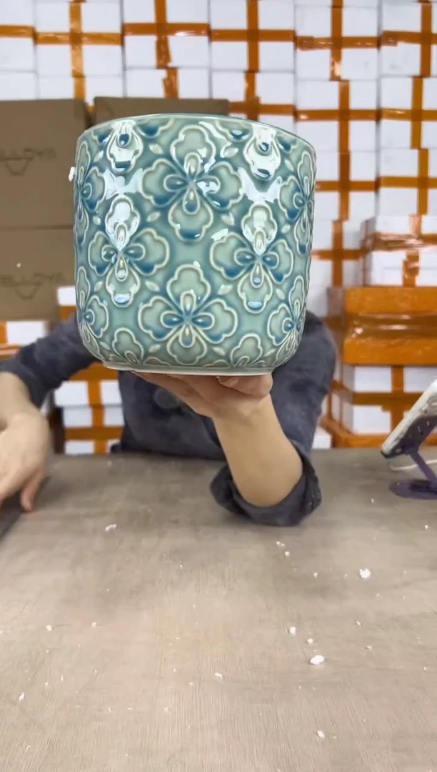 浮雕花朵渐变绿15x14