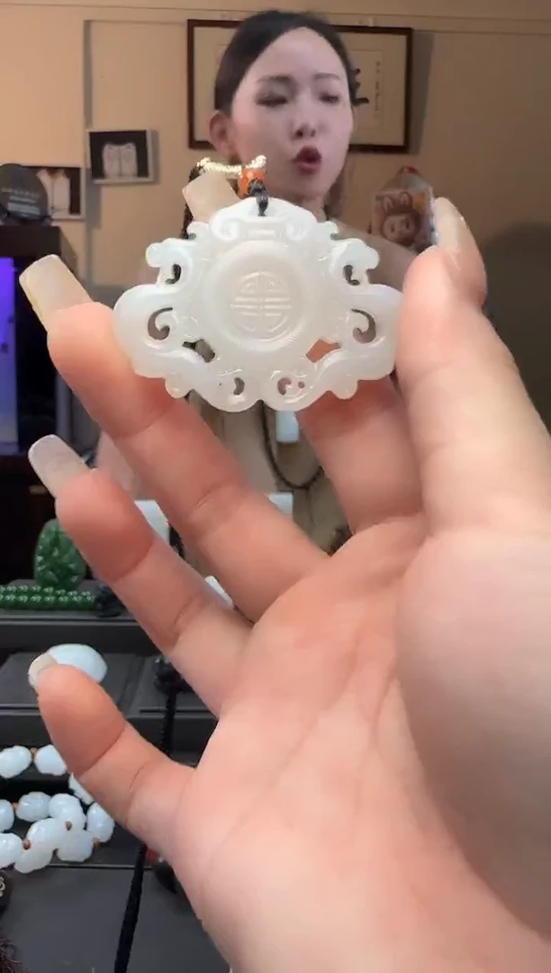 和田玉未镶嵌颈饰白玉龙凤吊坠