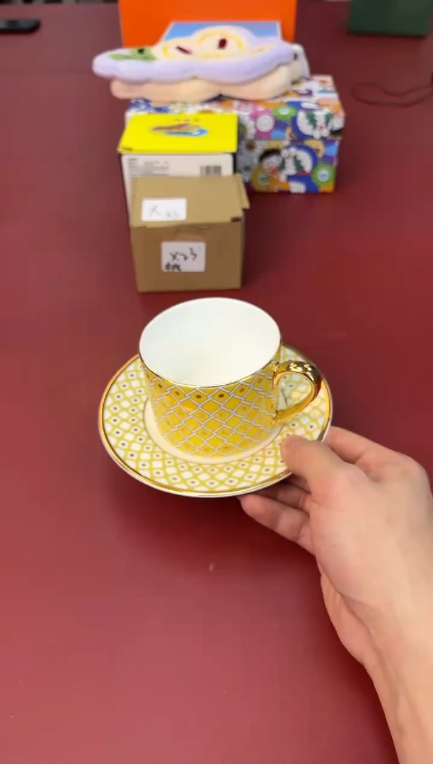 【闪购商品】瓷片新号开播全场漏@@H1842