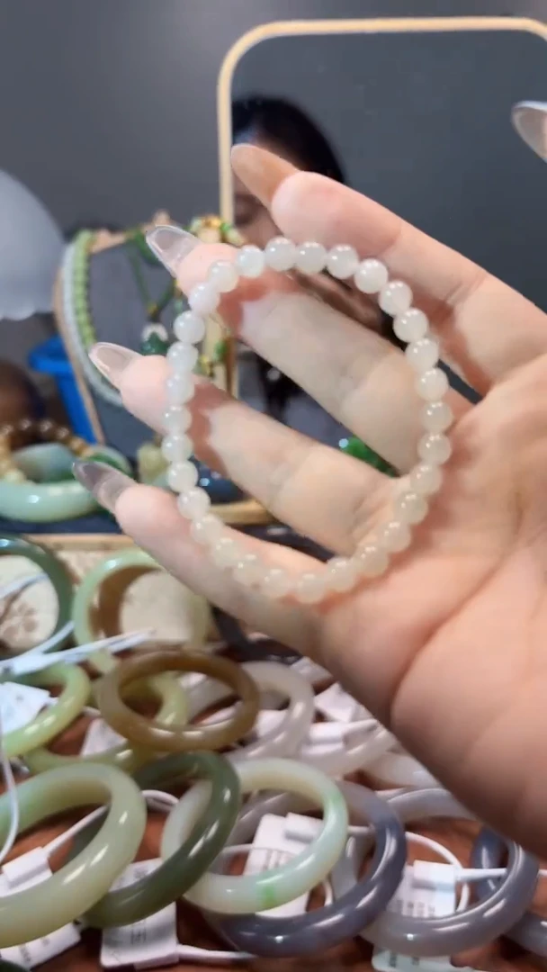 手串未镶嵌和田玉1