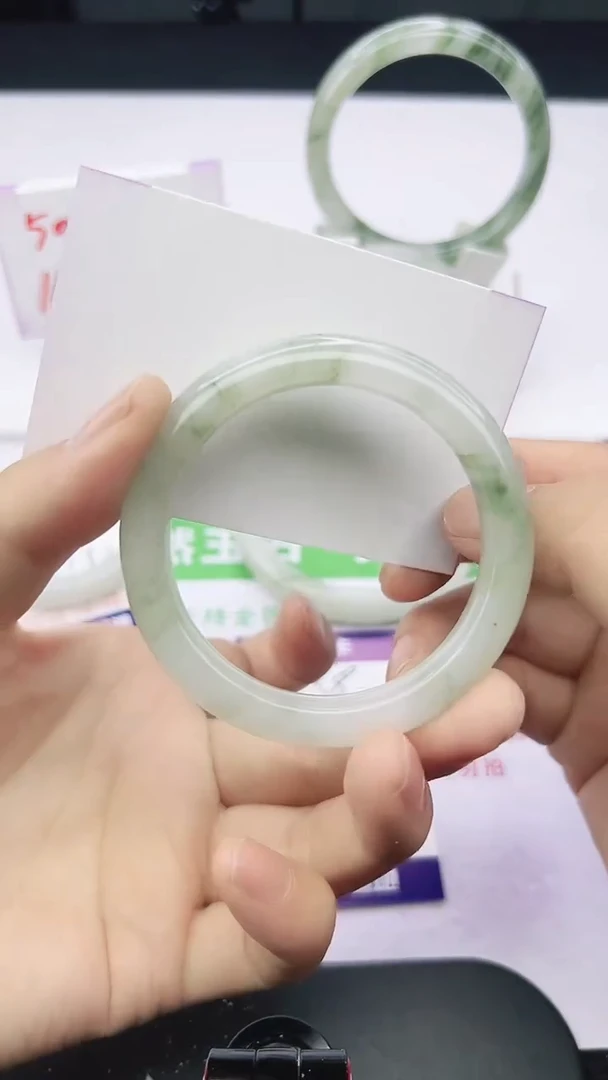 未镶嵌手镯石英质玉38-51/52