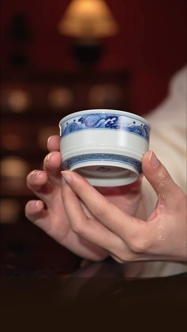 小古珍藏-景德镇纯手工手绘直口杯-海浪纹