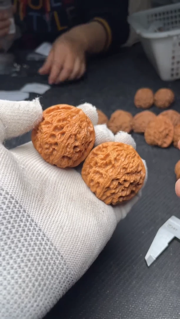 把件桃核a263    水龙纹   41 尺