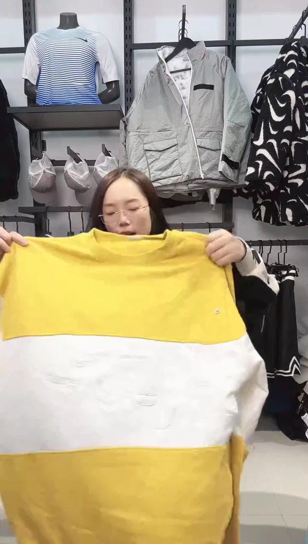 2107 编码  瑕疵直播间过款为准 尺码XL