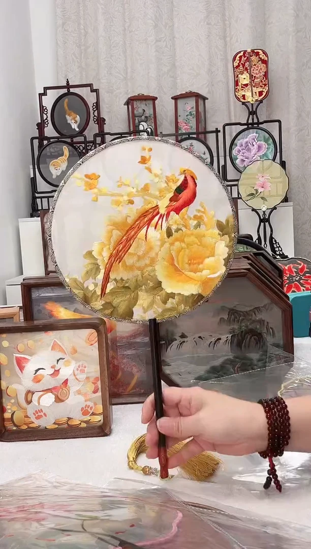 扇子绣作品手工团扇