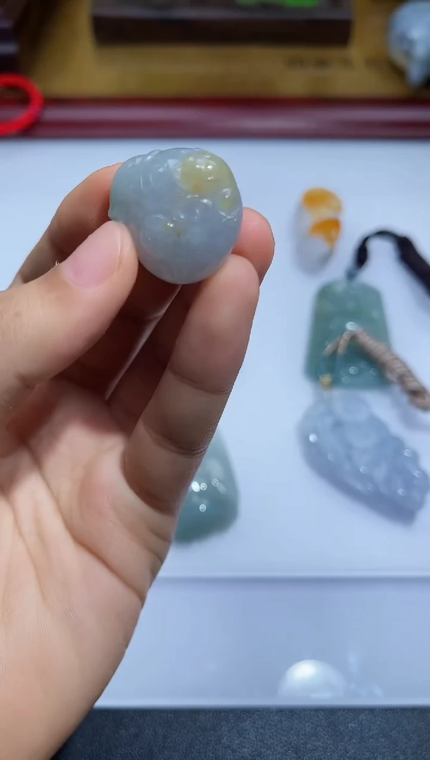 吊坠(不含链)未镶嵌翡翠1